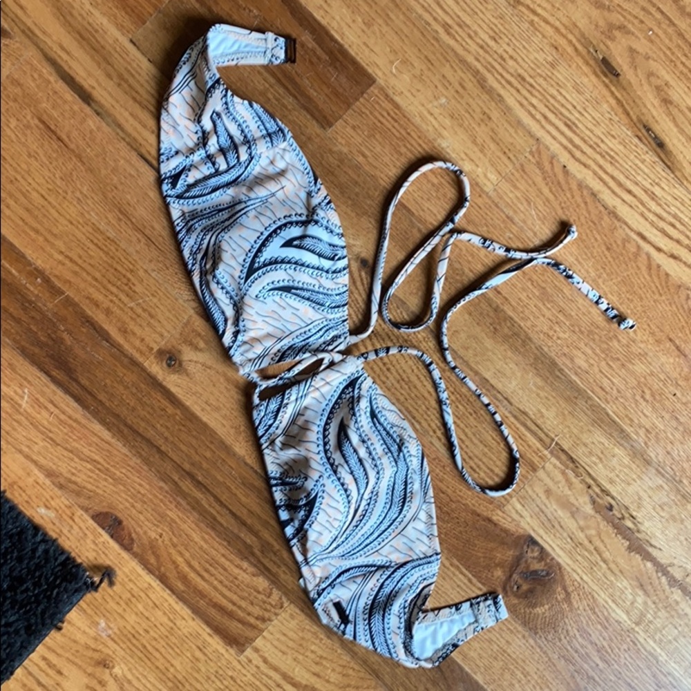 Volcom bikini top
